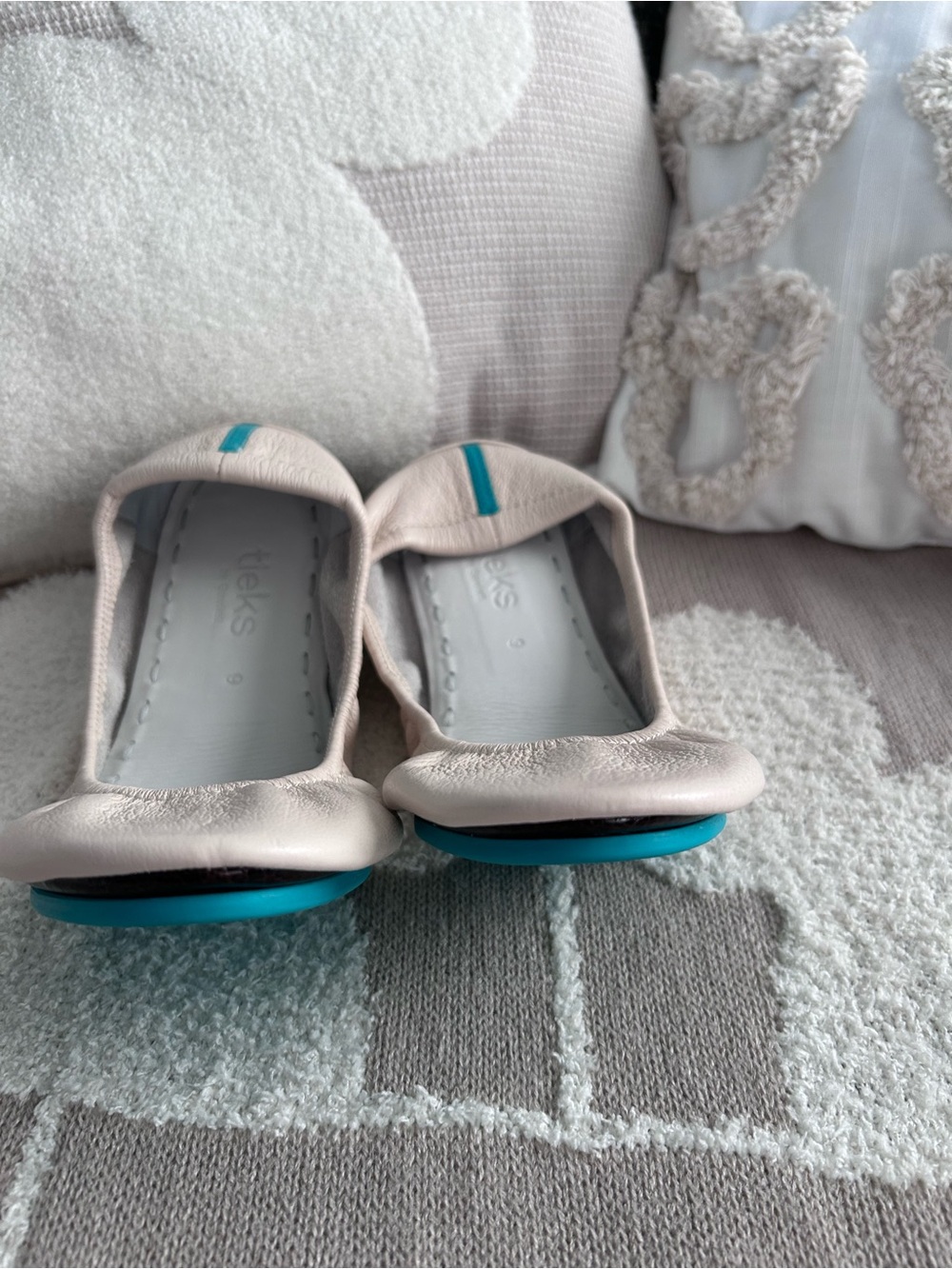 Tieks by Gavrieli - Cream Ballet Flats - Picture 7 of 10